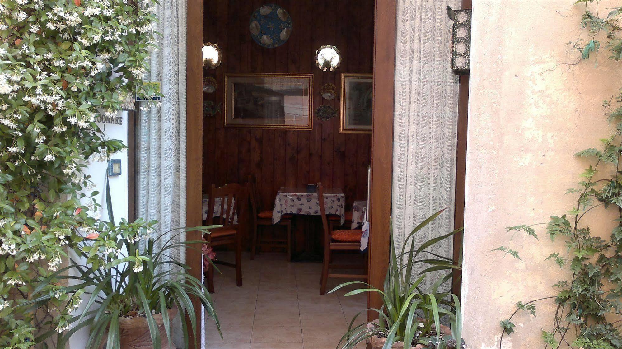 Affittacamere Rosa Dei Venti Levanto Exteriér fotografie